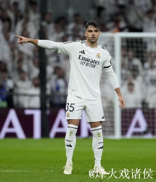 劳尔-阿森西奥发帖追思祖父：希望你一直在我身边