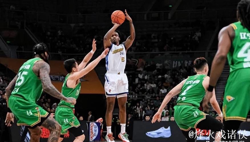 输辽宁暴露问题!全队缺乏配合,王博战术僵化,吴晓状态下滑致篮板失守! 输辽宁暴露问题!全队缺乏配合,王博战术僵化,吴晓状态下滑致篮板失守!